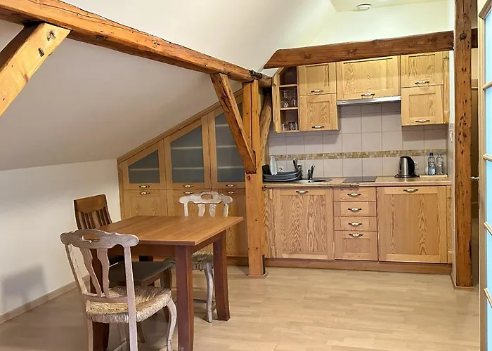 Tarasy Wang Oda ve Kahvaltı 4*